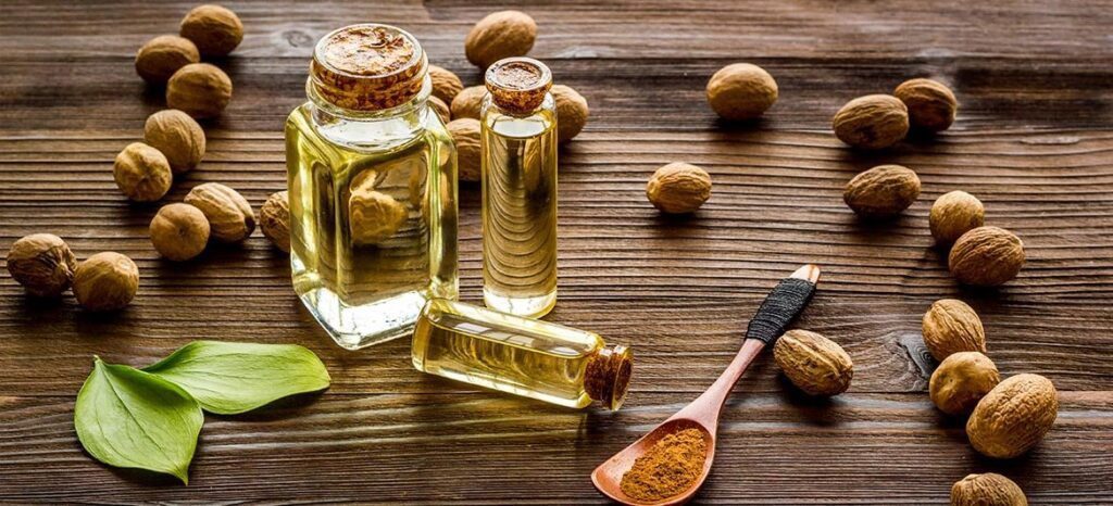 nutmeg essential oil ,nutmeg essential oil supplier, myristica fragrans essential oil manufacturer, nutmeg oil uses in various industry, what nutmeg oil use for?