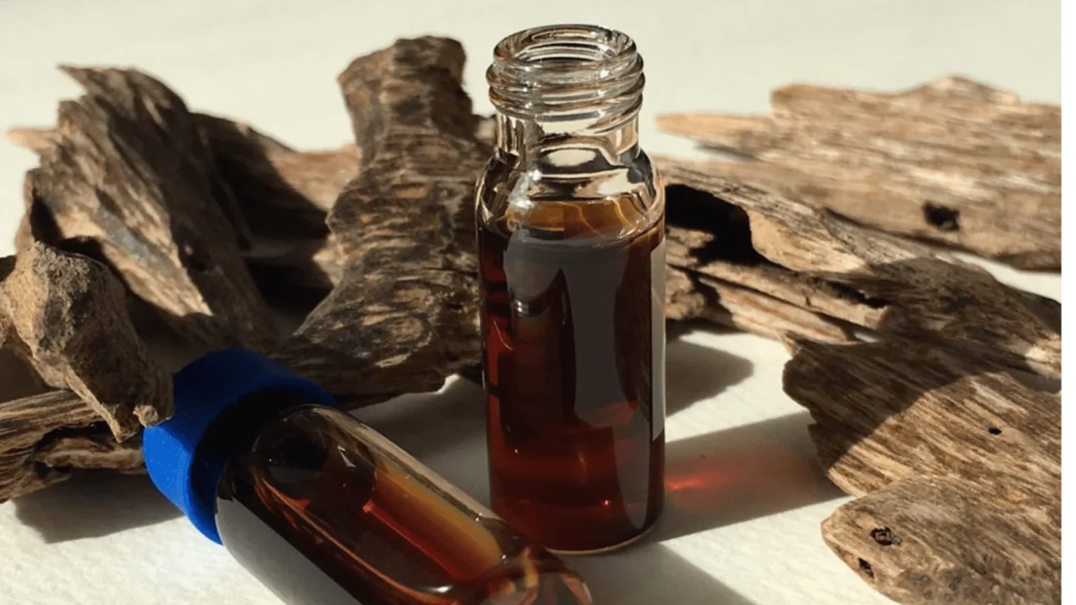 eaglewood essential oil, buy agarwood oil, aloeswood oil, agarwood soap