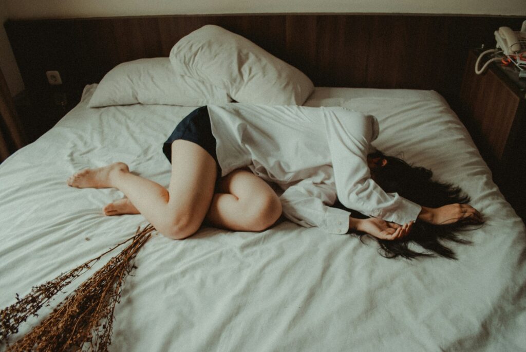 cajuput essential oil, cajuput oil benefits, mentally tired, anxiety fatigue