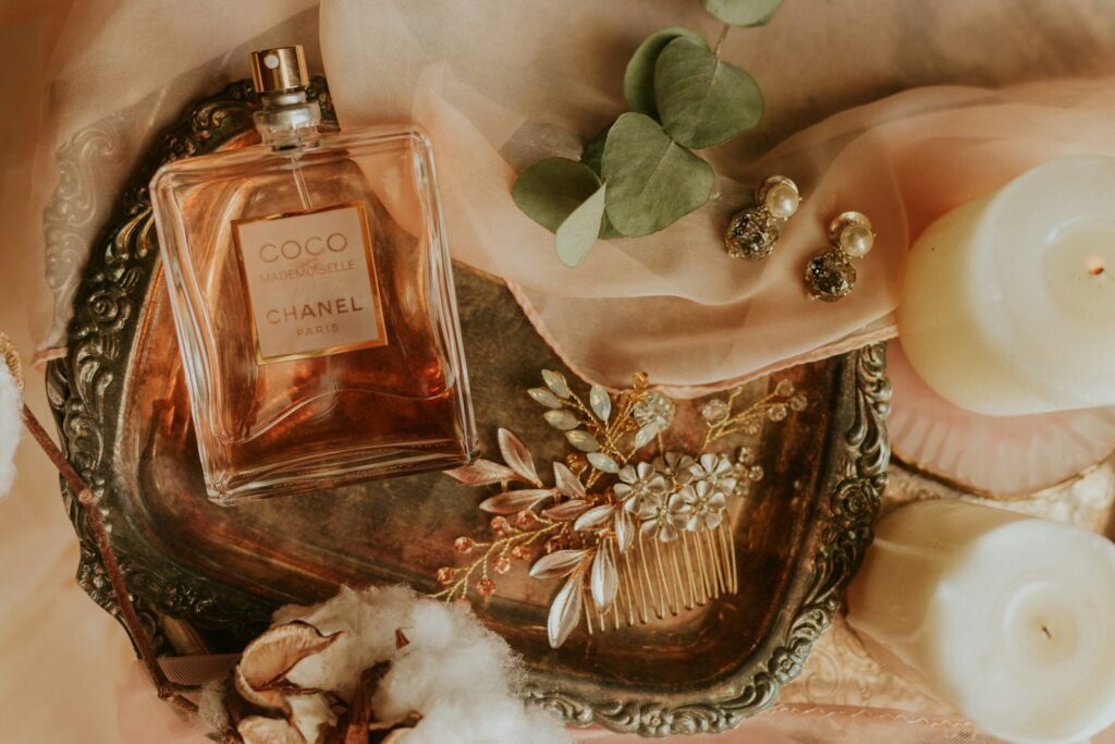 Patchouli Perfume, patchouli deodorant, patchouli oil, patchouli blanc